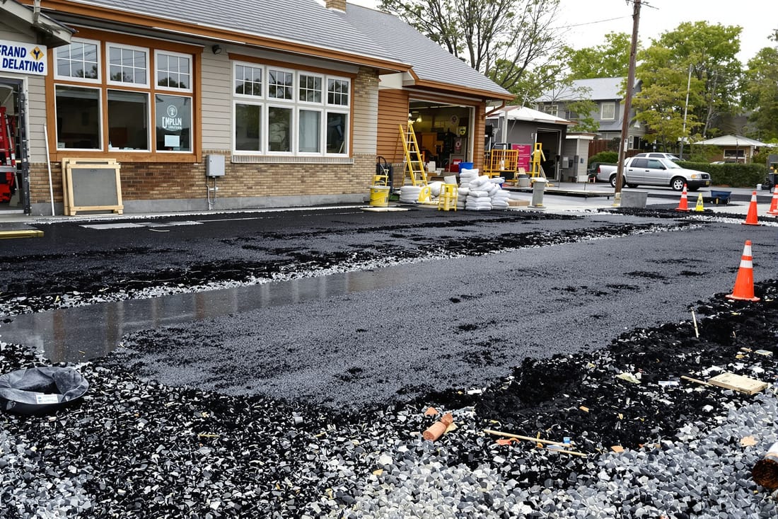 Industrial and Heavy-Duty Asphalt Paving