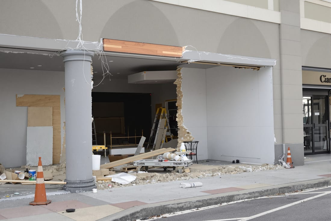 Mall, Retail and Restaurant Demolition